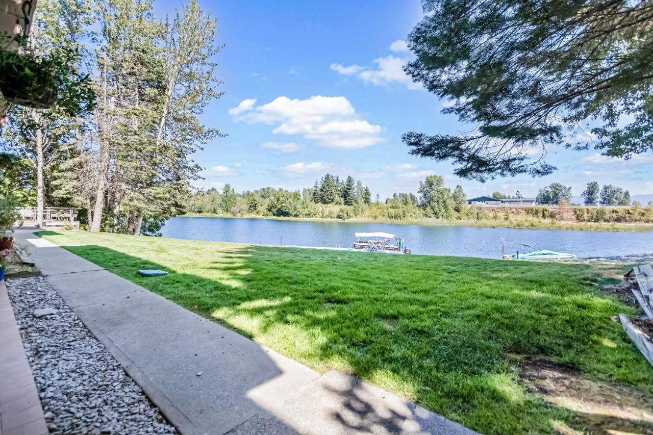 Driftwood Waterfront Gem Apartment Sandpoint Exterior photo