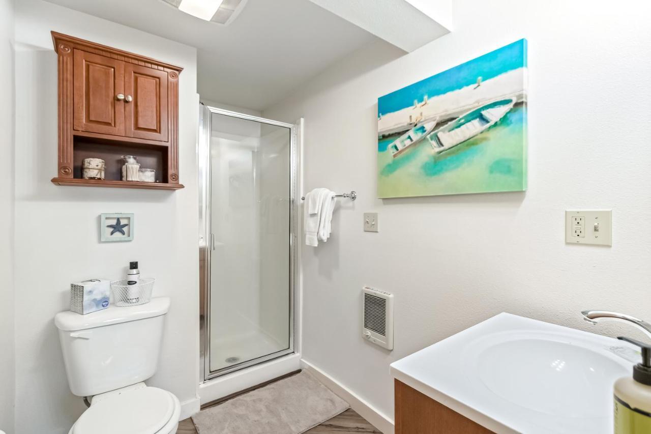 Driftwood Waterfront Gem Apartment Sandpoint Exterior photo